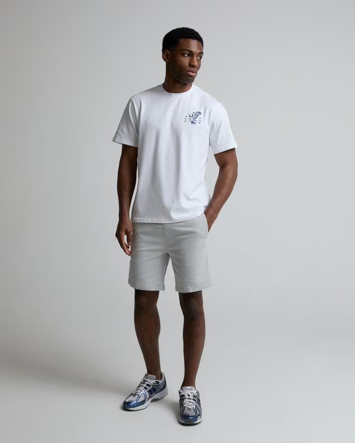 Twill Everyday Short by Closure London